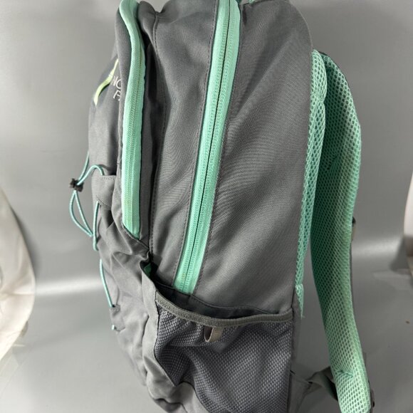 The North Face Jeseter Flexvent Laptop Backpack--Teal/Gray main image 13